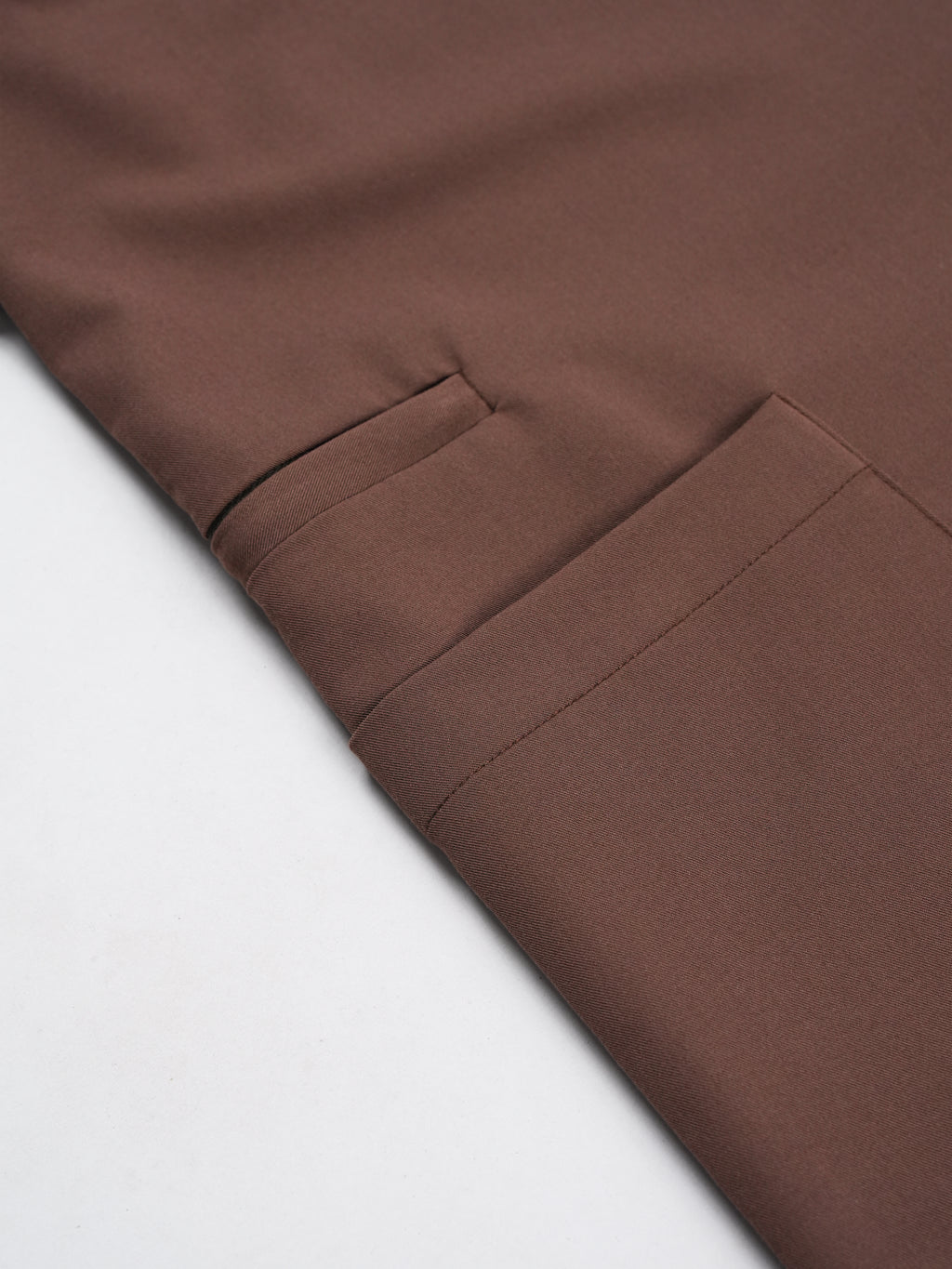 Edg premium scrub top for doctors - Mud Bath - zip pocket detail