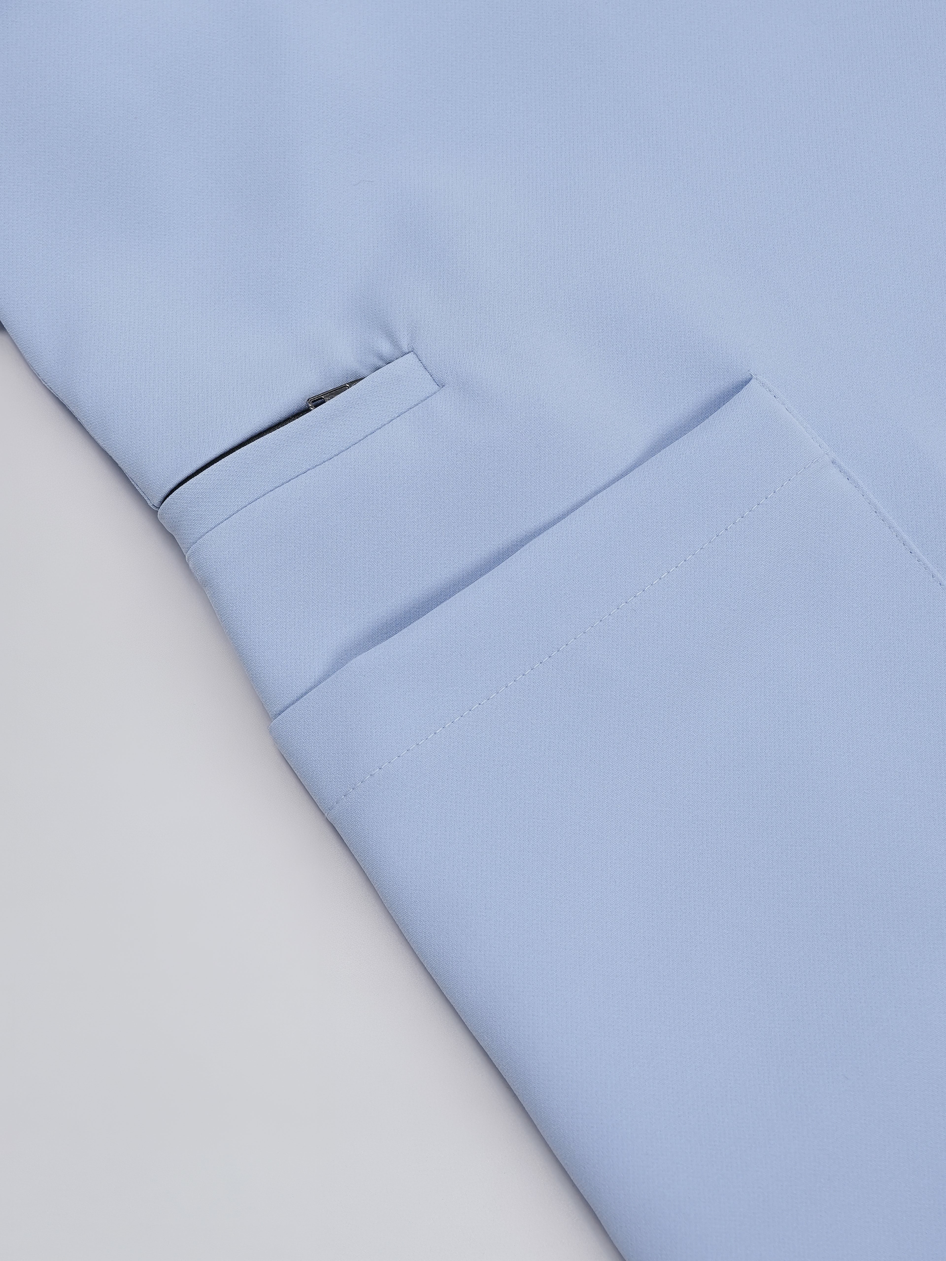 Edg premium scrub top for doctors - Soft Cloud - zip pocket detail