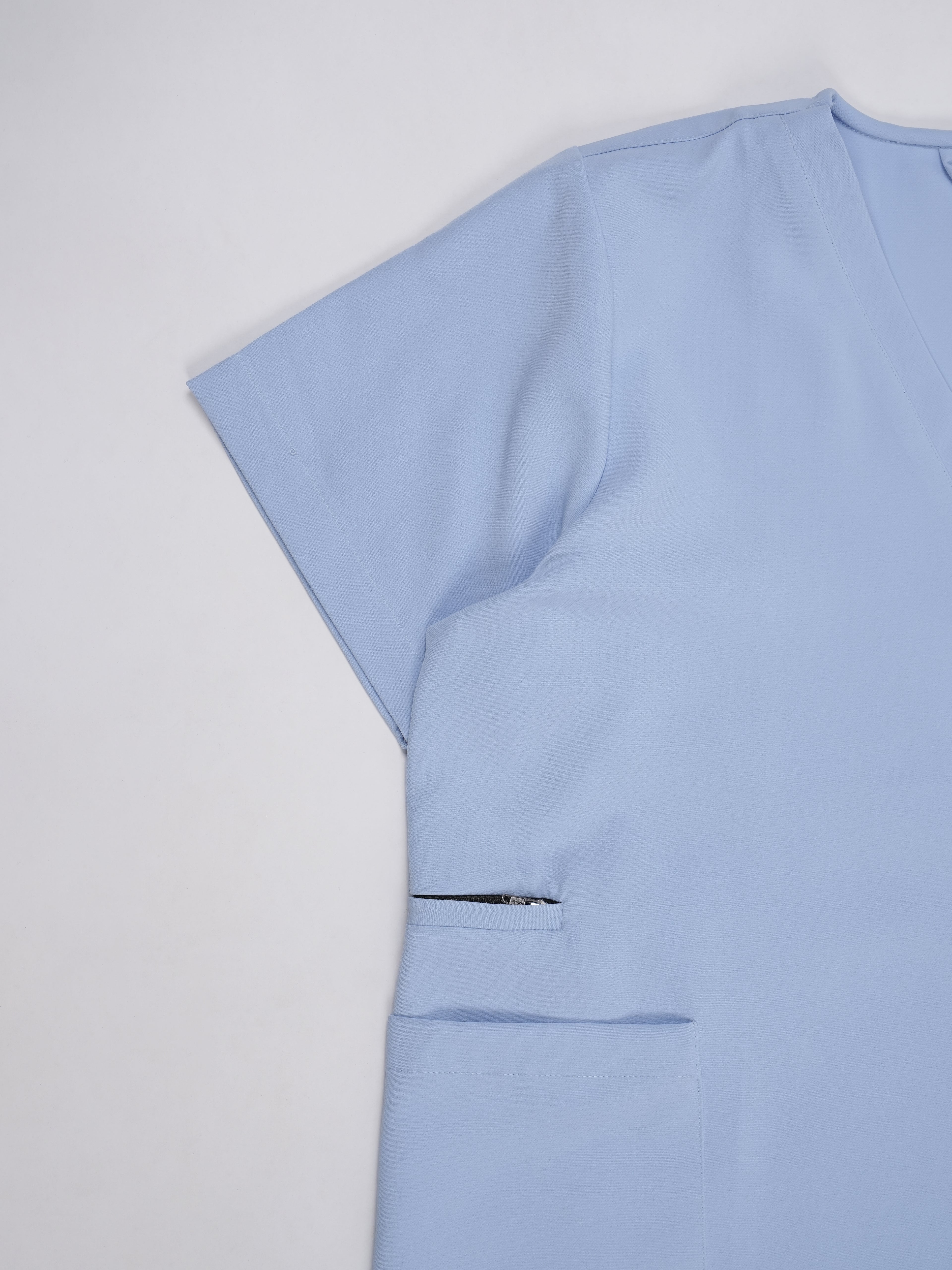 Edg premium scrub top for doctors - Soft Cloud - side pocket