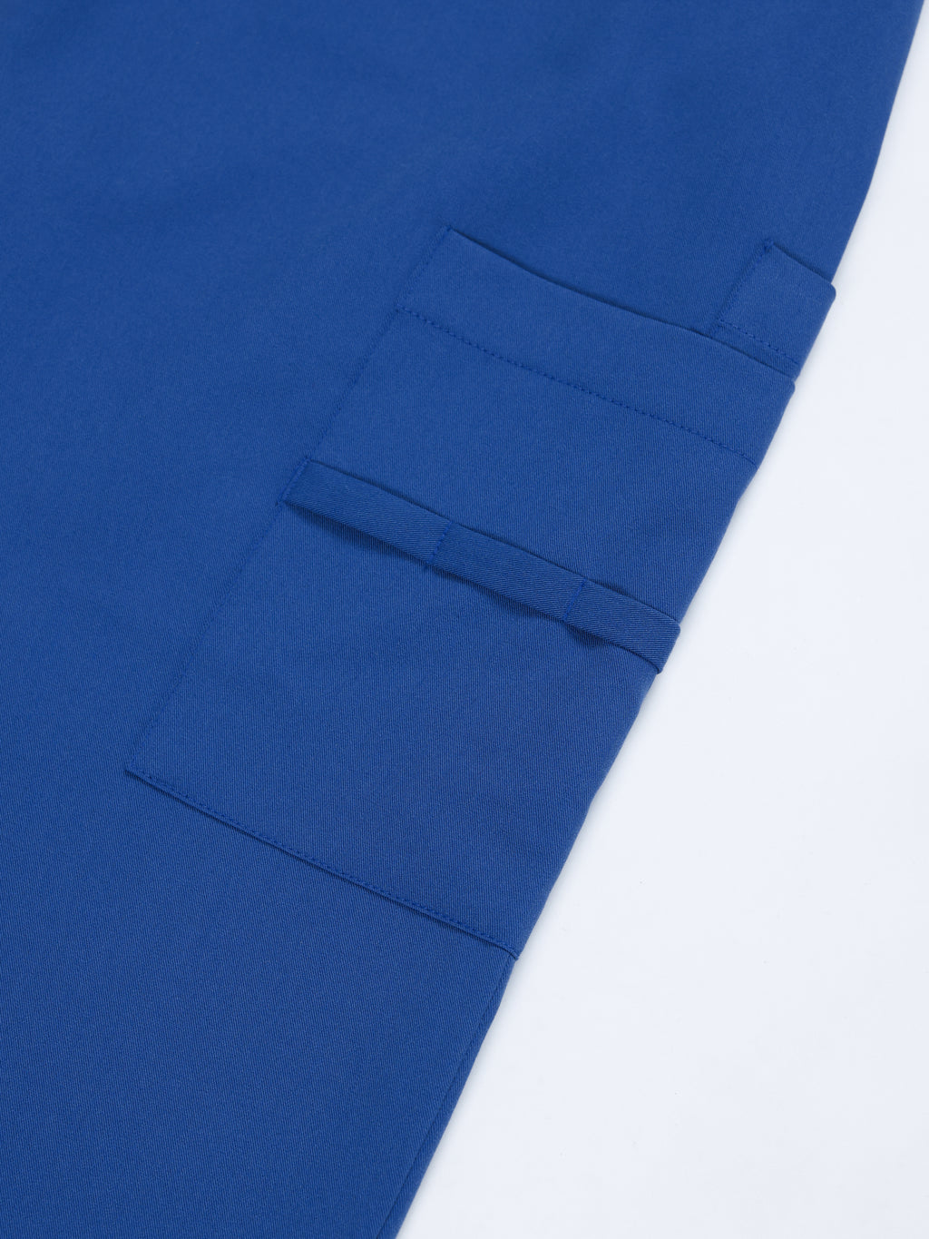 Nemur premium scrub pants for doctors - Blue Horse  - functional side pockets