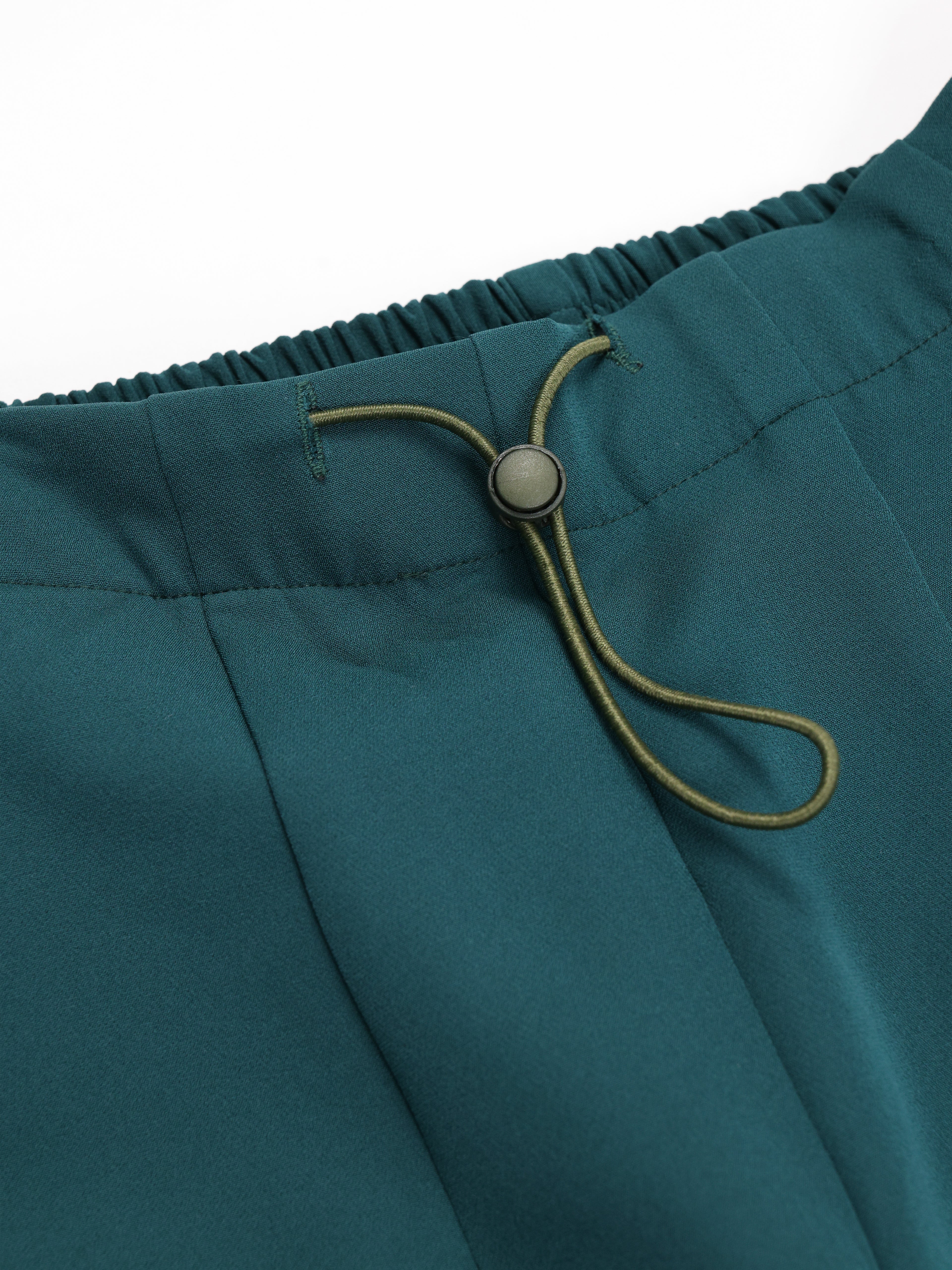 Nemur premium scrub pants for doctors - Frog Forest - drawstring waist detail